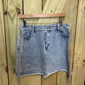 Chic Blue Denim Mini Skirt with Silver Chains